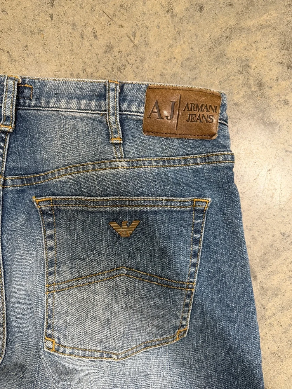 Armani Jeans Men's J21 Regular 34x30